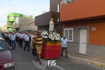 El Goro despide sus fiestas patronales con la procesión de la patrona/TA y Francisco Javier Santana.